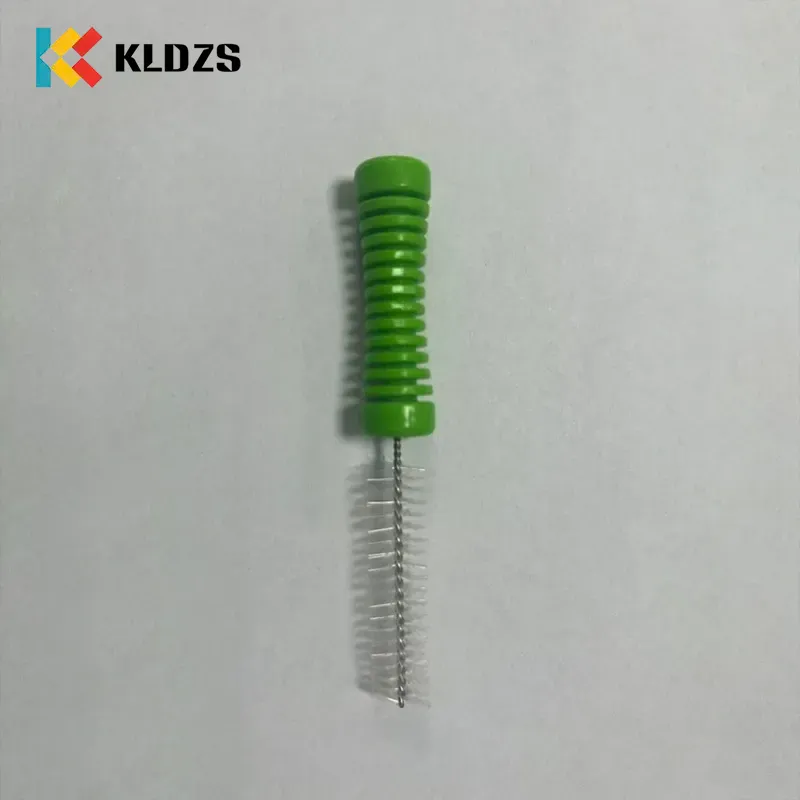 Berus Pembersih Endoskopik 8mmx80mm