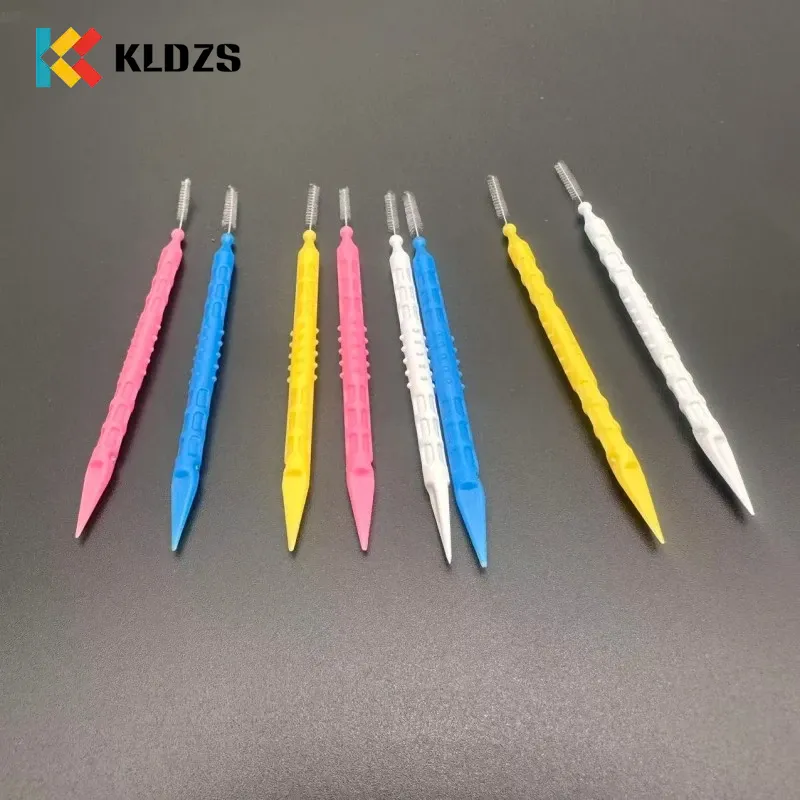 Berus Interdental berbentuk tulang ikan